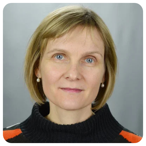 kpostama-wearing-black-and-orange-sweather1